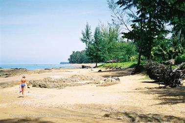 21 Thailand 2002 F1000031 Khao Lak Strand vor Hotel_478